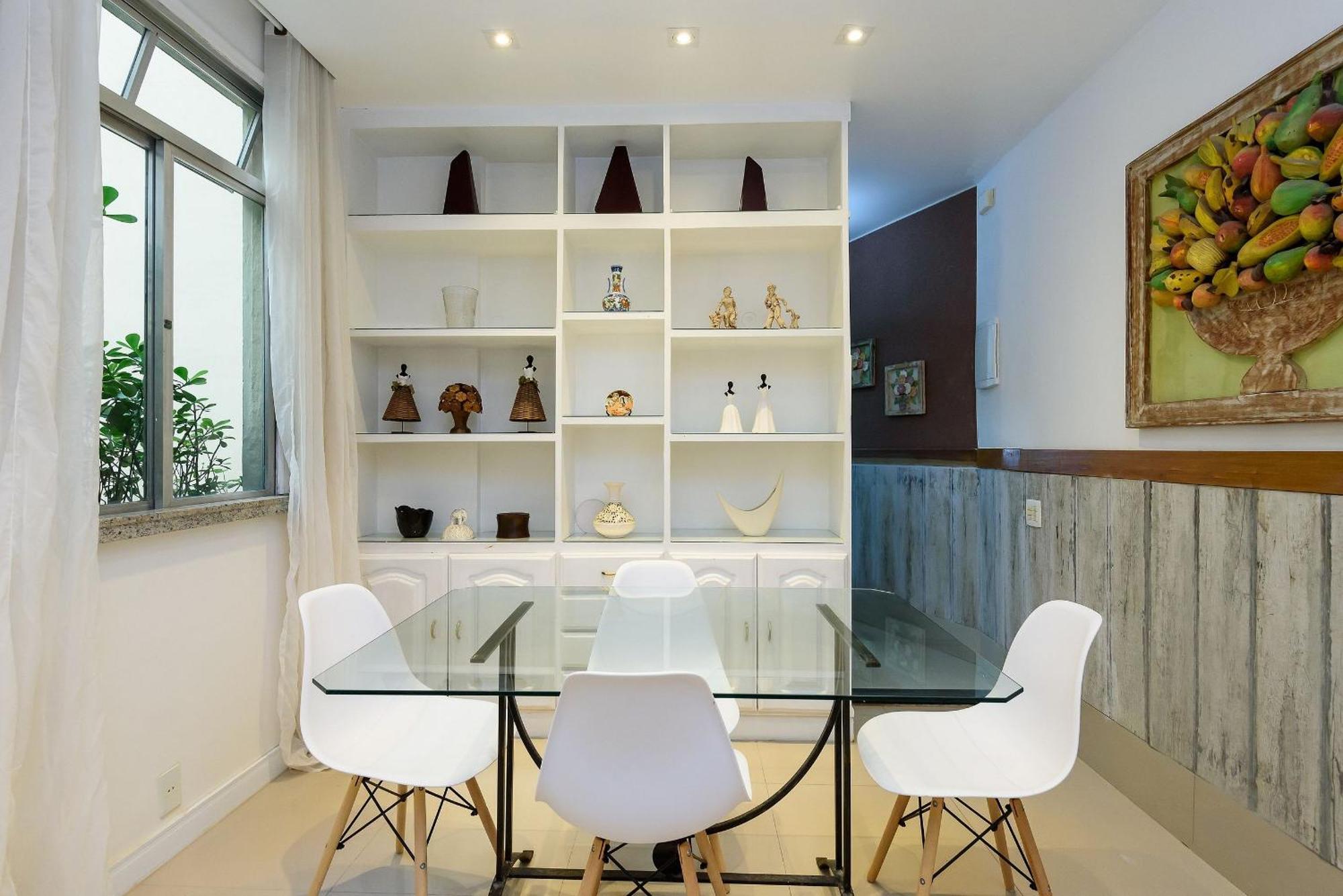 Apartamento Omar Do Rio - Df97/301: 2qtos Espaçoso, C/ Suíte, Smart Tv, Internet 350mbps C/ Workstation, A 180m Da De Copacabana E A 9 Minutos Do Metrô Siqueira Campos